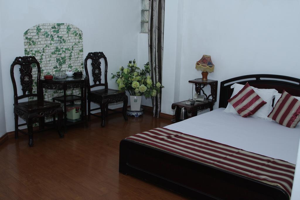Hoang Cuong Hotel Hanoi Exterior photo