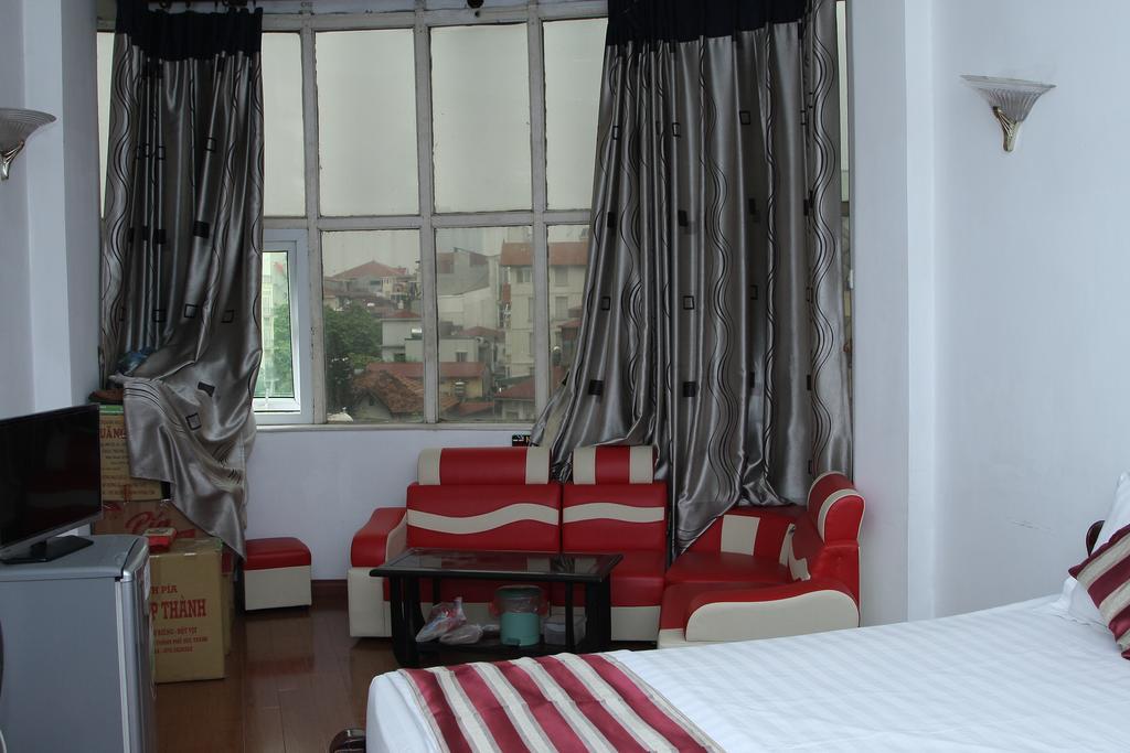 Hoang Cuong Hotel Hanoi Exterior photo