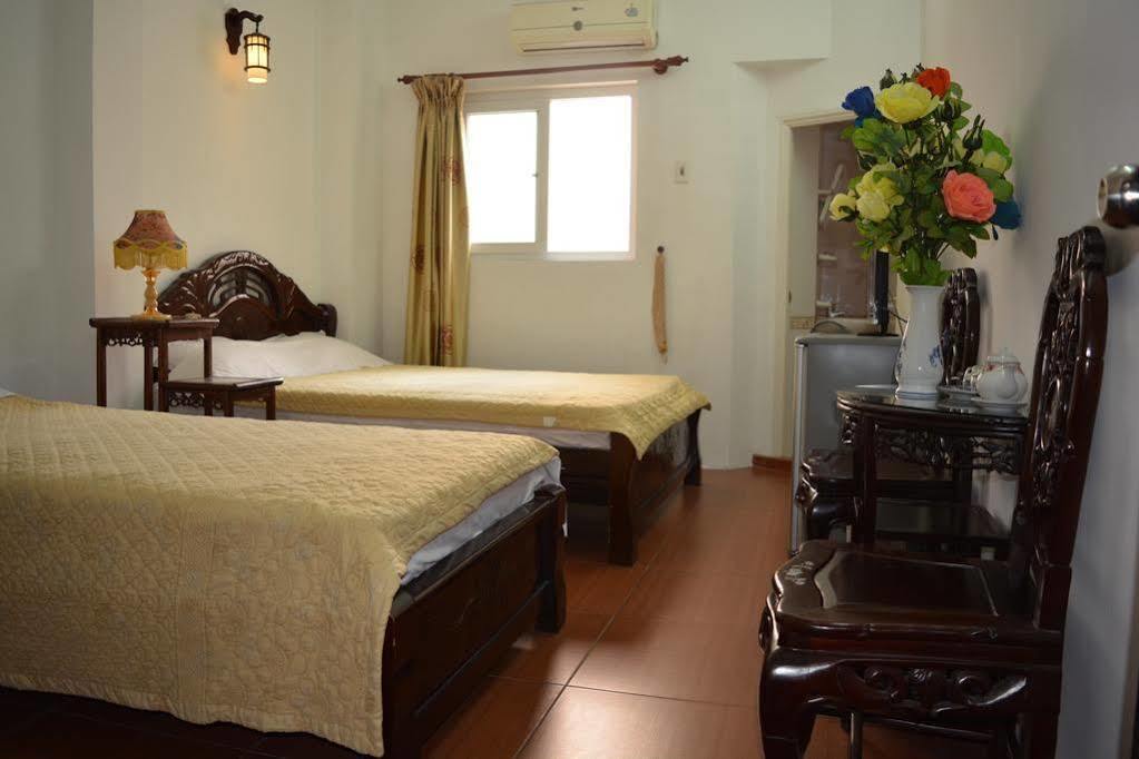 Hoang Cuong Hotel Hanoi Exterior photo